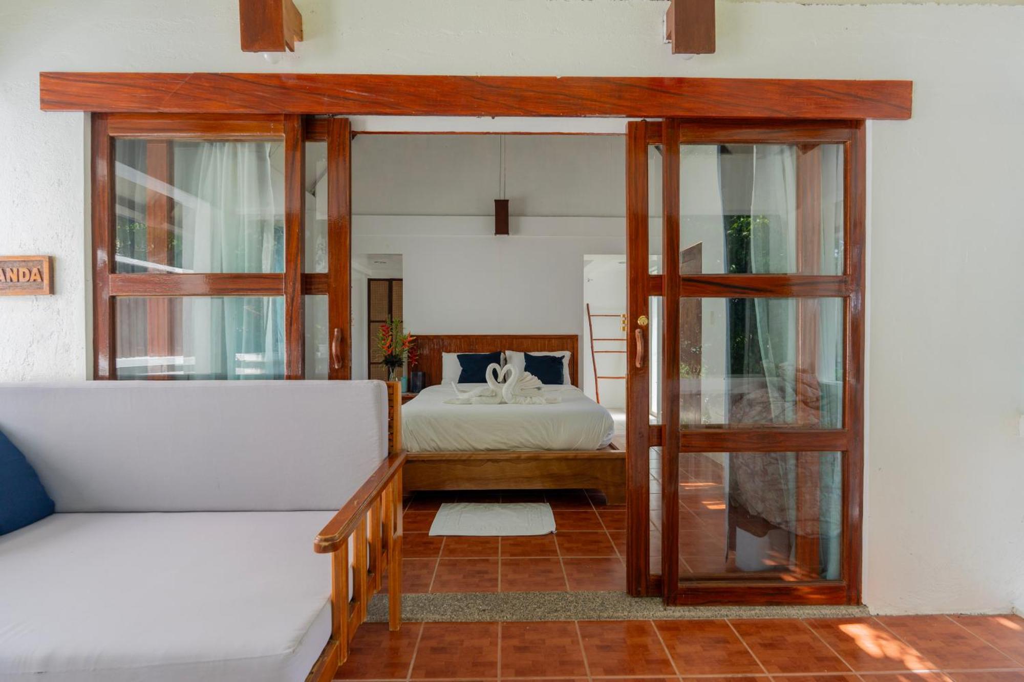 Casalay Boutique Villas & Dive Puerto Galera Εξωτερικό φωτογραφία